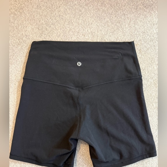 Lululemon Align High Rise Short 6” Biker Shorts - Picture 1 of 1